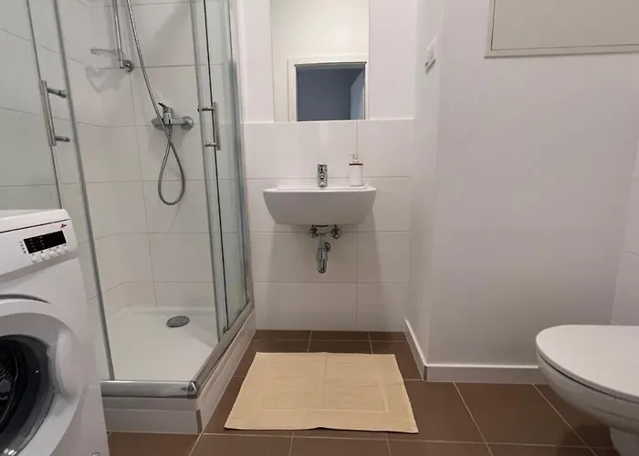 1 With Terrace, Slnecnice, 18b ברטיסלאבה